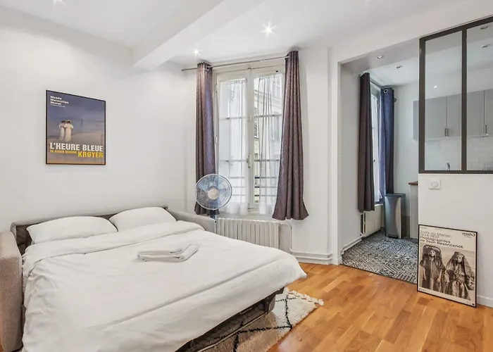 Appartement Champs De Mars - Ecole Militaire By B'your